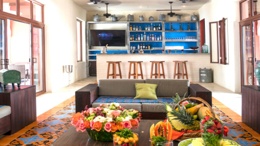 Corazon-2N6A6664-vrbo (B)Tribes Mexico retreat lounge